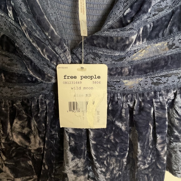 NWT Free People Yours Truly Velvet Peplum Top in Wild Moon - Picture 6 of 7